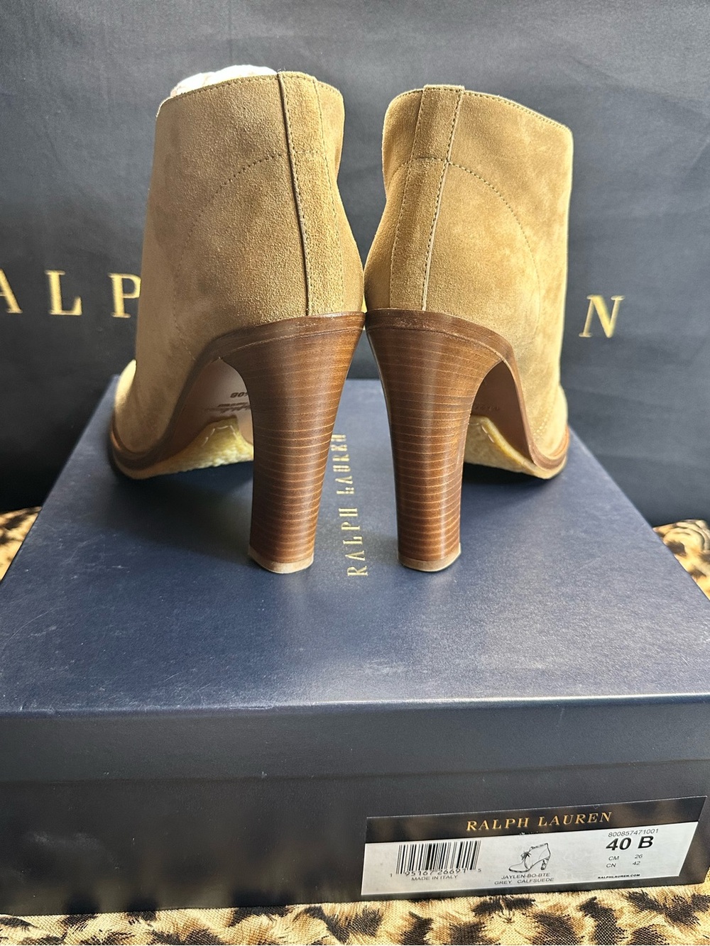 Ralph Lauren Collection Jaylen Greige Calf-Suede Bootie 40B EU/10B US NIB - Picture 10 of 16